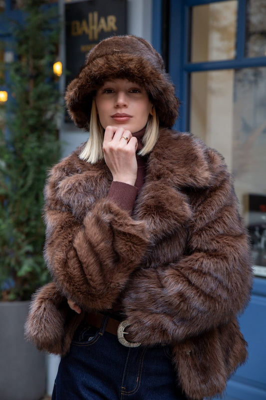 Καπέλλο bucket με γούνα