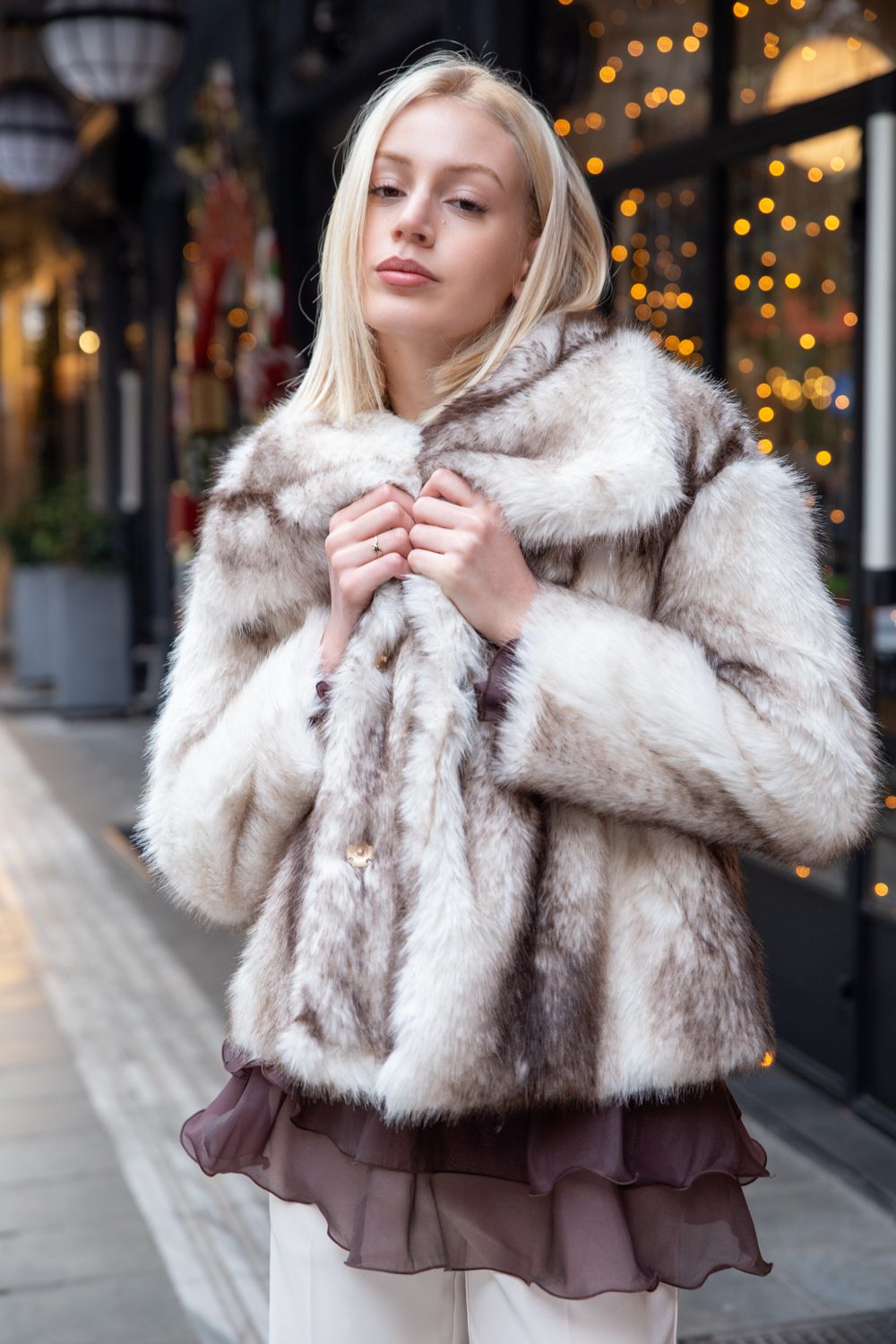 Jacket από οικολογική γούνα