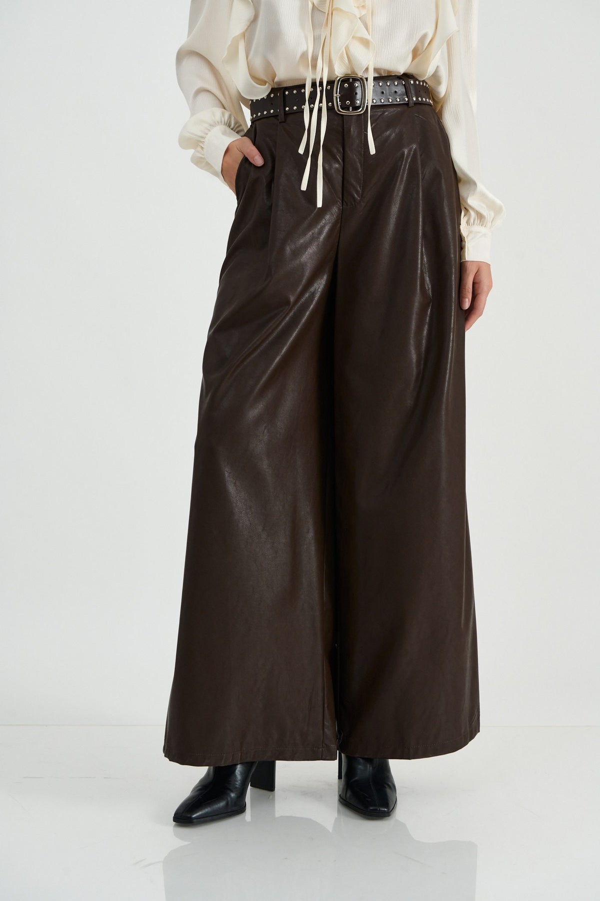 Παντελόνα loose eco leather