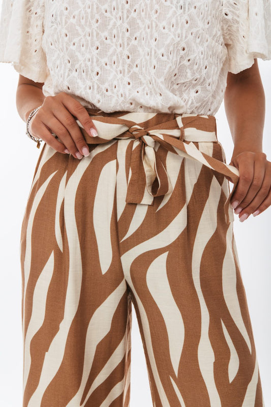 Παντελόνα printed με ζωνάκι