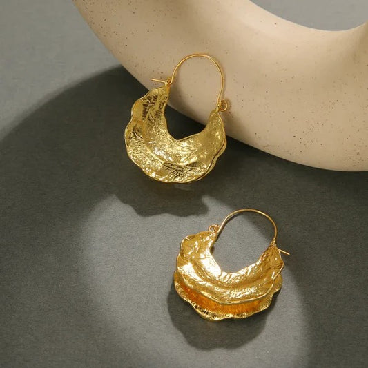Σκουλαρίκια χρυσά σε σχήμα πετάλων