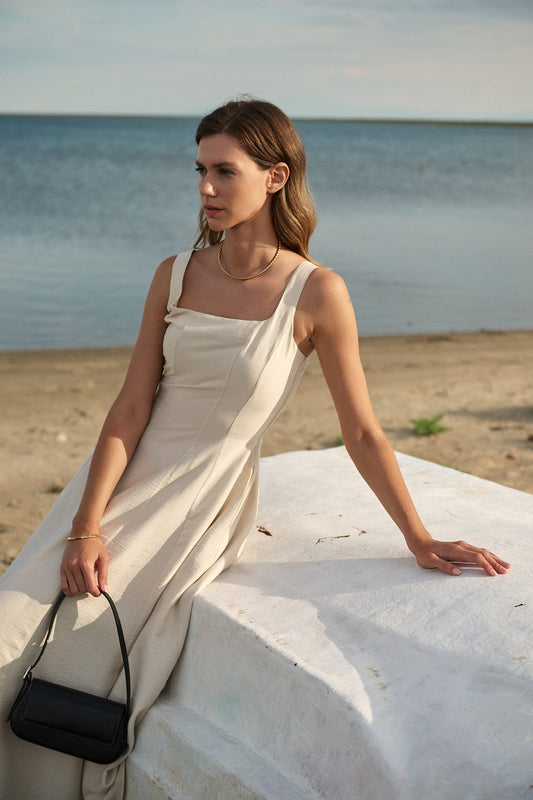 Φόρεμα midi κλοσαριστό