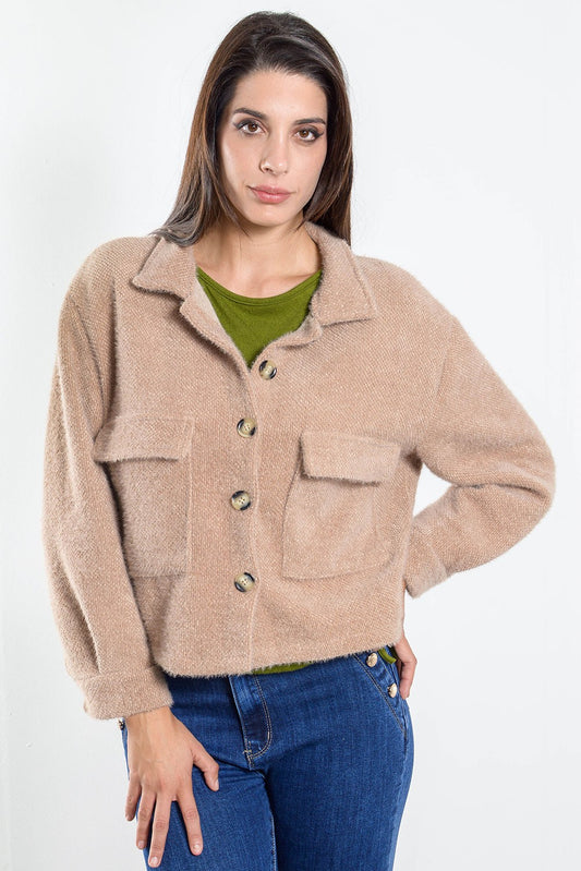 Ζακετάκι χνουδωτό με τσέπες