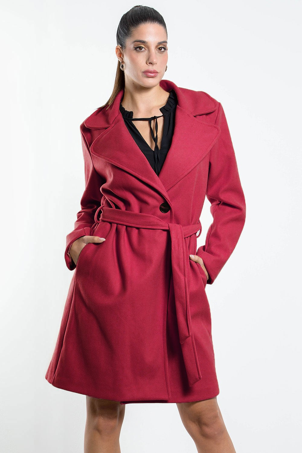 Ημίπαλτο με μεγάλο γιακά