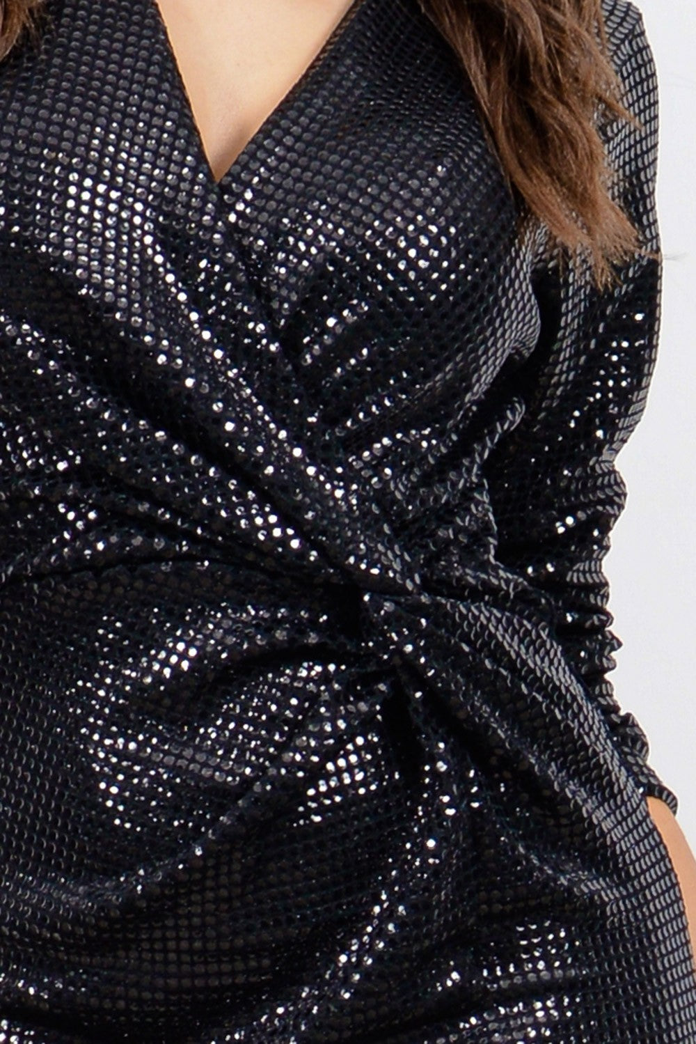 Φόρεμα midi/maxi με σκίσιμο και παγιέτες