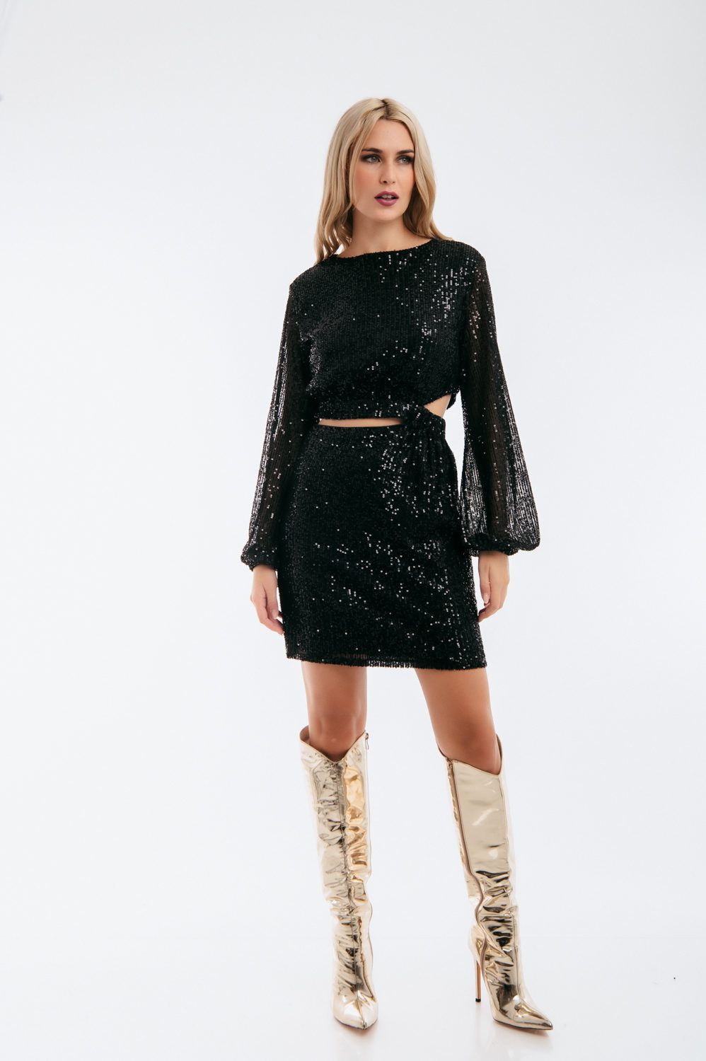 Φόρεμα mini βραδινό με πούλιες