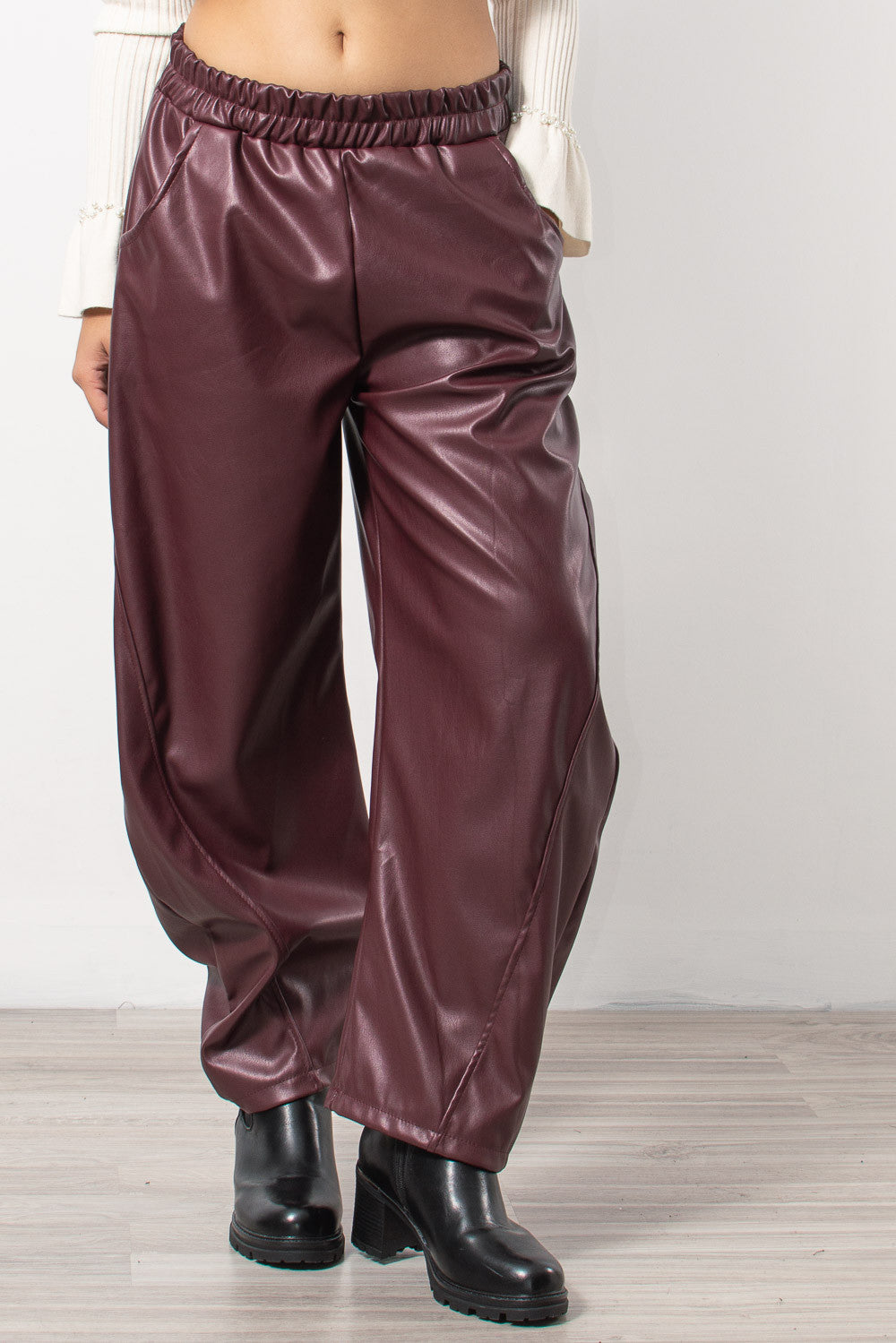 Παντελόνα barrel eco leather