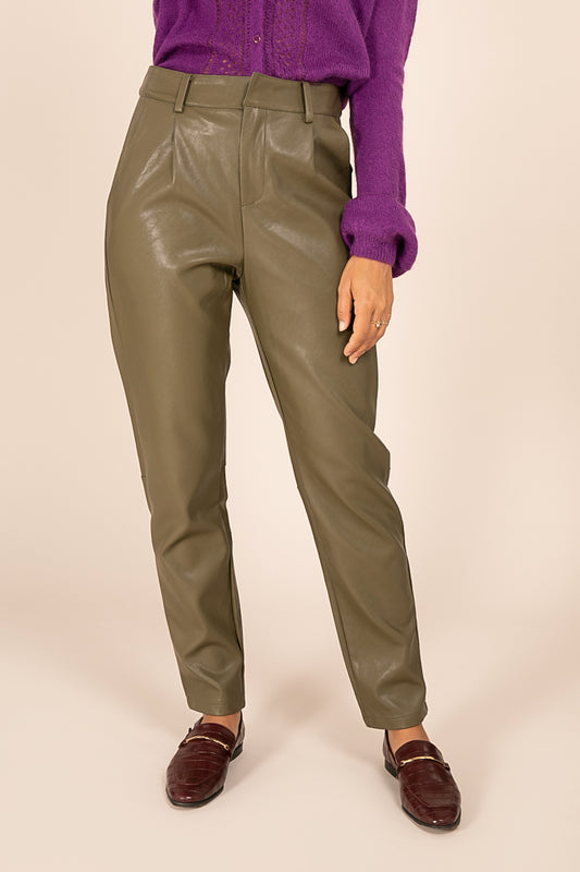 Παντελόνι από δερματίνη