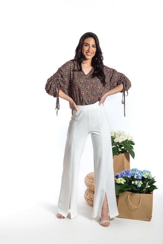 Παντελόνι καμπάνα με άνοιγμα