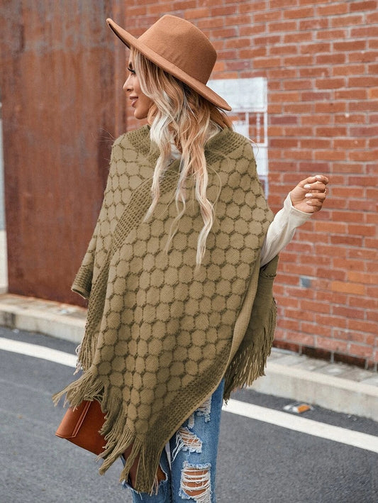Ponchos πλεκτό με κρόσσια