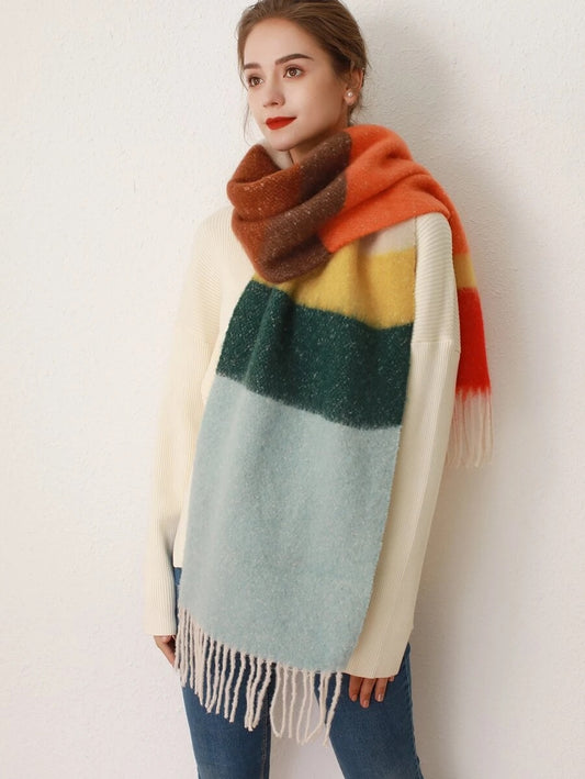 Εσάρπα/κασκόλ με κρόσσια