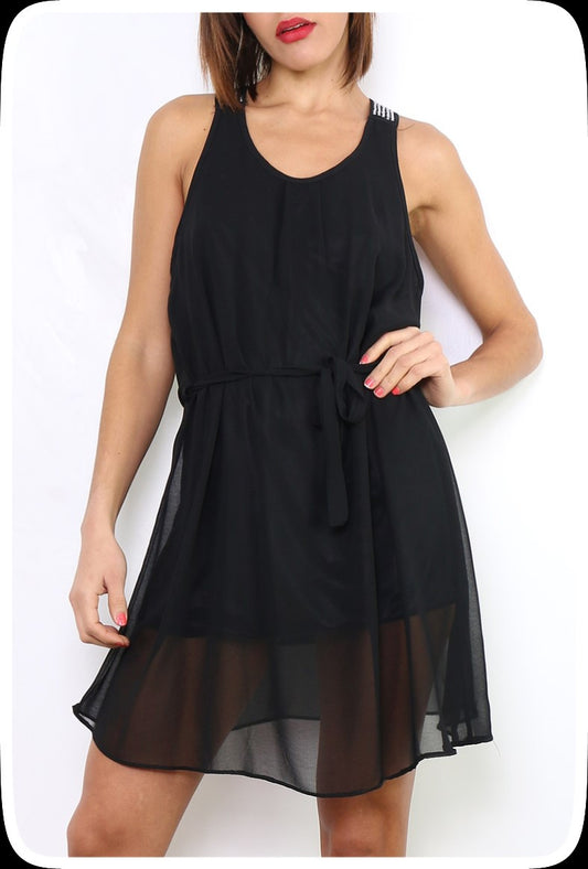 Φόρεμα με σχέδιο στην πλάτη