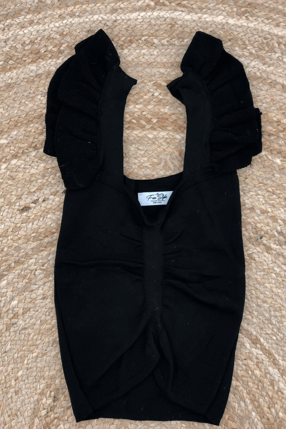 Top cropped με λεπτομέρεια