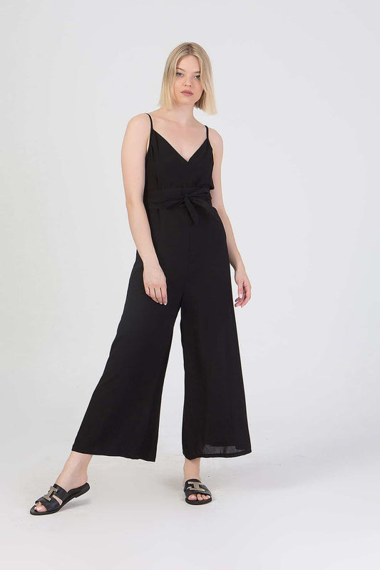 Ολόσωμη φόρμα με ζώνη