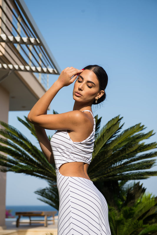 Φόρεμα maxi slim εξώπλατο