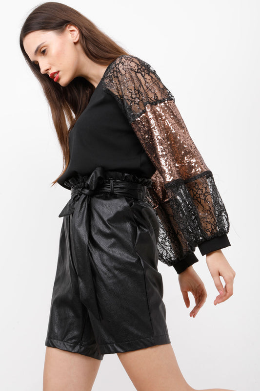 Μπλούζα με συνδυασμό υφασμάτων