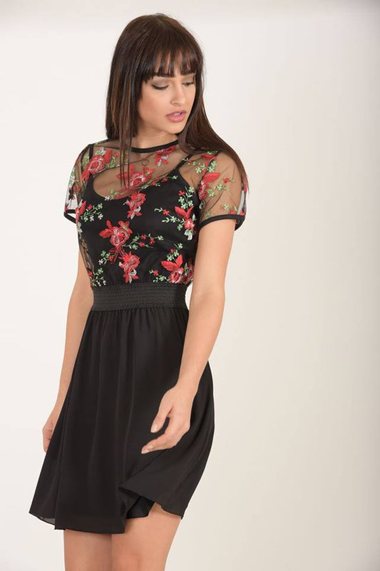 Φόρεμα floral μίνι με τούλι και κέντημα