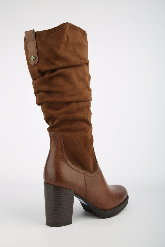 Μπότα από suede και δερματίνη
