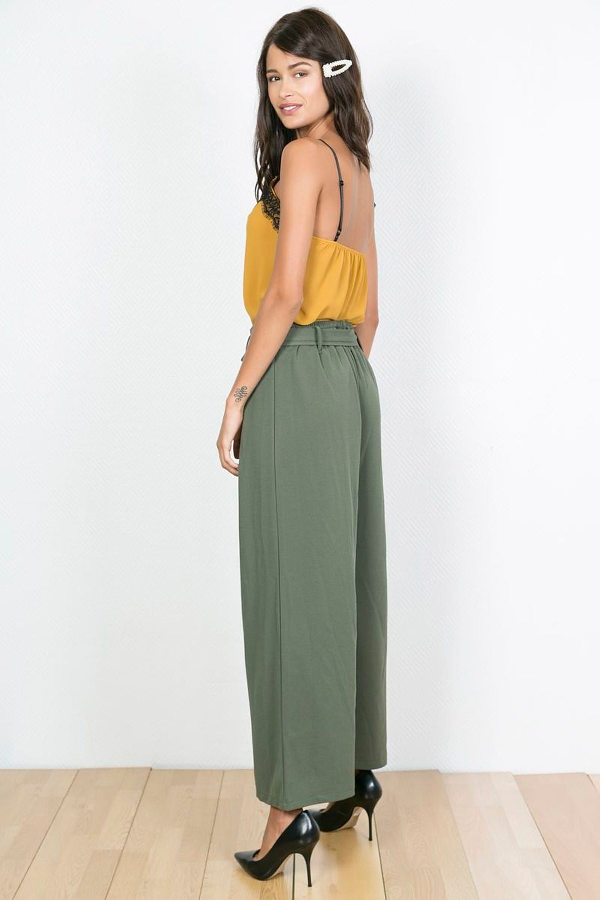 Παντελόνα με ζώνη