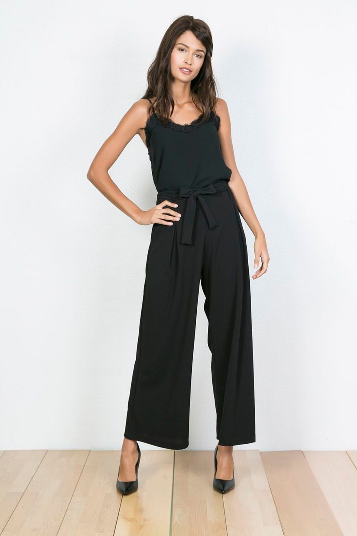 Παντελόνα με ζώνη