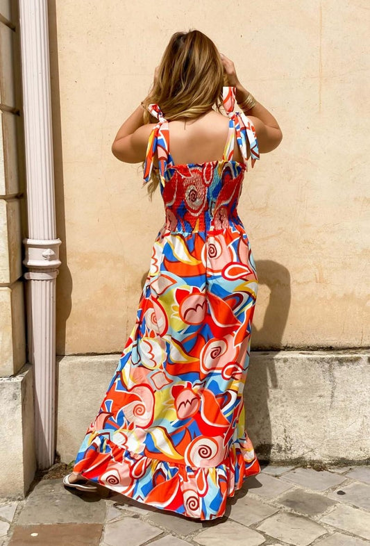 Φόρεμα maxi εμπριμέ με βολάν