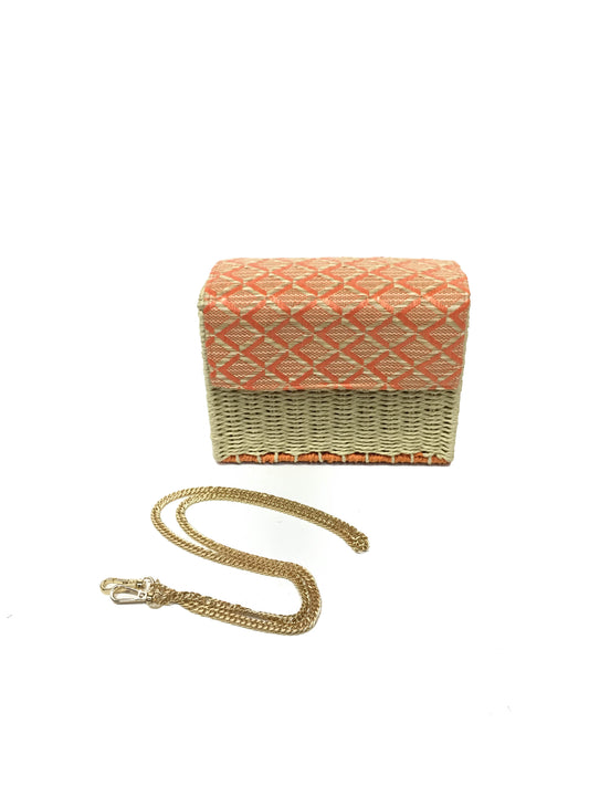 Τσαντάκι μπαουλάκι ψάθινο