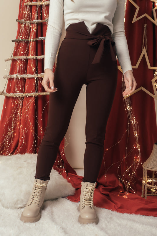 Παντελόνι ψηλόμεσο με ζώνη