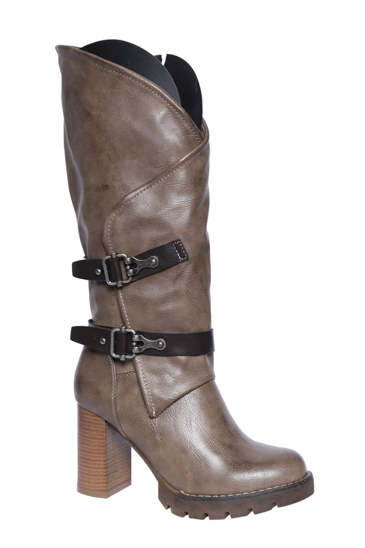 Μπότα από δερματίνη με λουριά