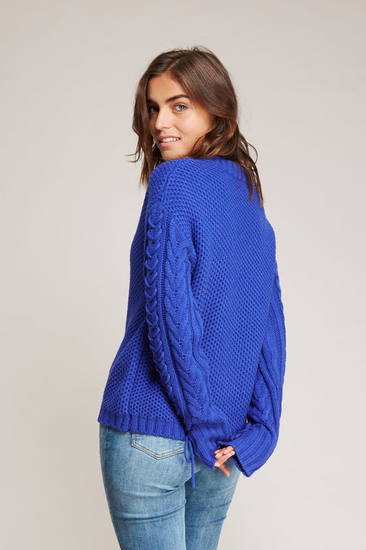 Μπλούζα πλεκτή με λεπτομέρεια