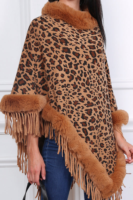 Ponchos animal printed