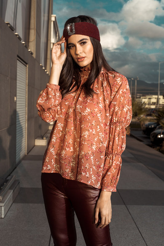 Μπλούζα floral με όρθιο γιακά