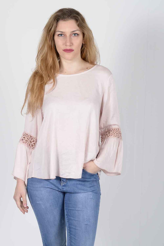 Μπλούζα με καμπάνα μανίκι και δανδέλα
