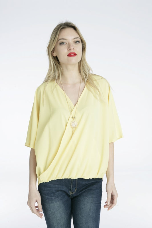 Μπλούζα κρουαζέ με κολιέ