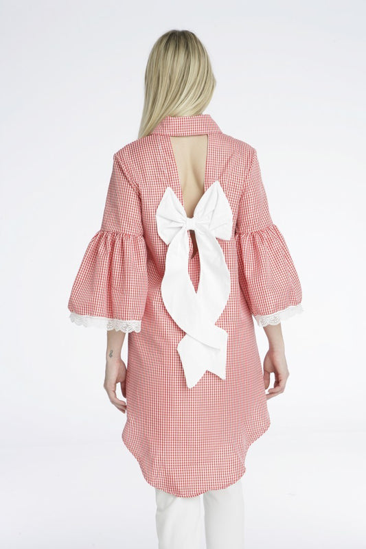 Πουκάμισο με φιόγκο στην πλάτη