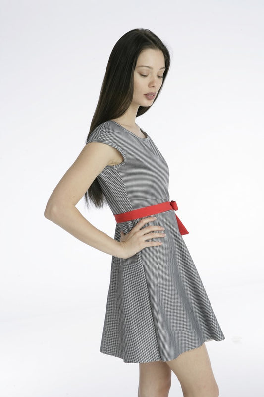 Φόρεμα κοντό καρό με ζώνη