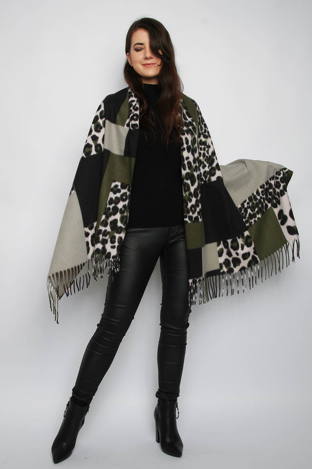 Εσάρπα Leopard Printed