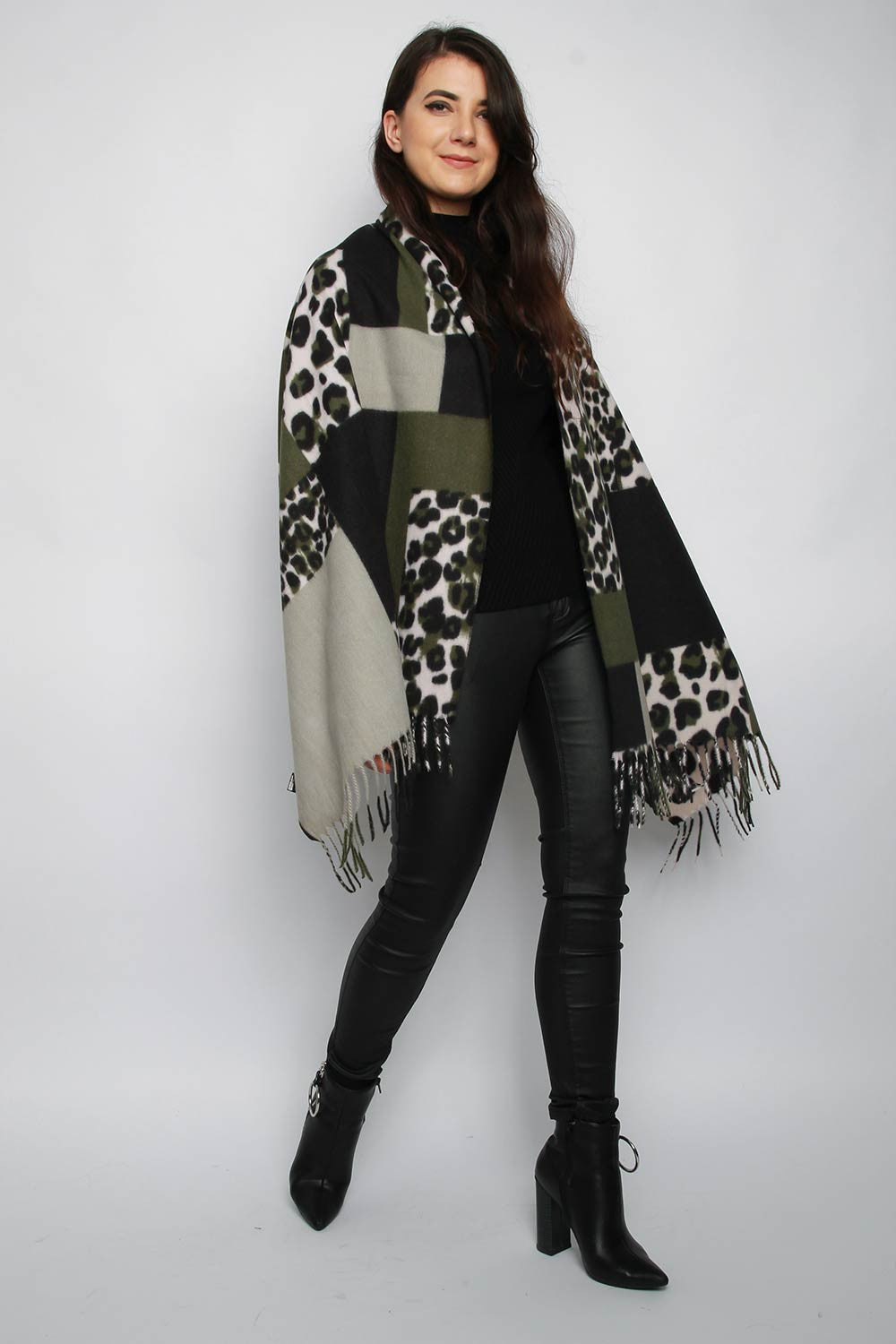 Εσάρπα Leopard Printed