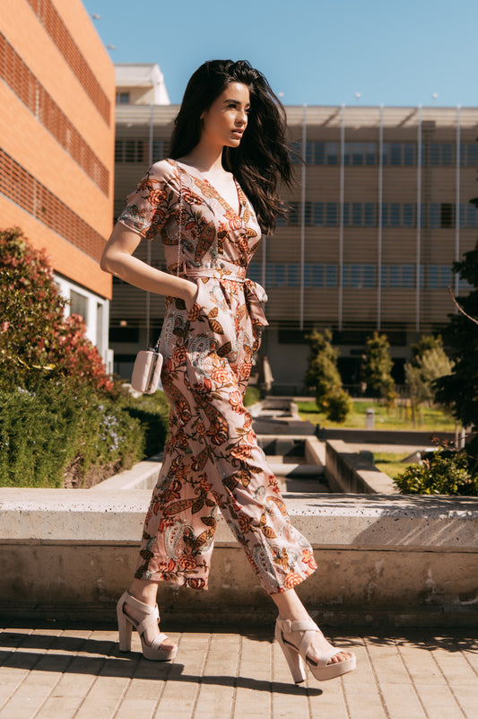 Ολόσωμη φόρμα εμπριμέ