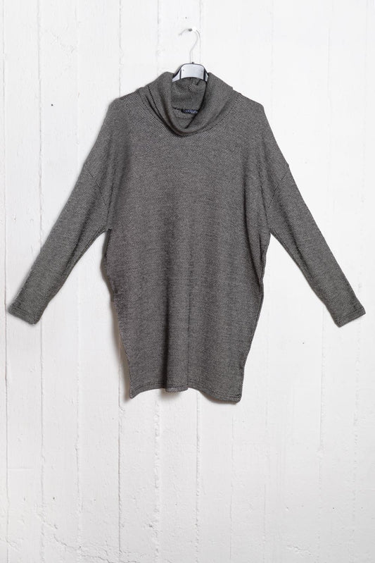 Πλεκτή μπλούζα