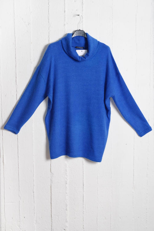 Πλεκτή μπλούζα χνουδωτή