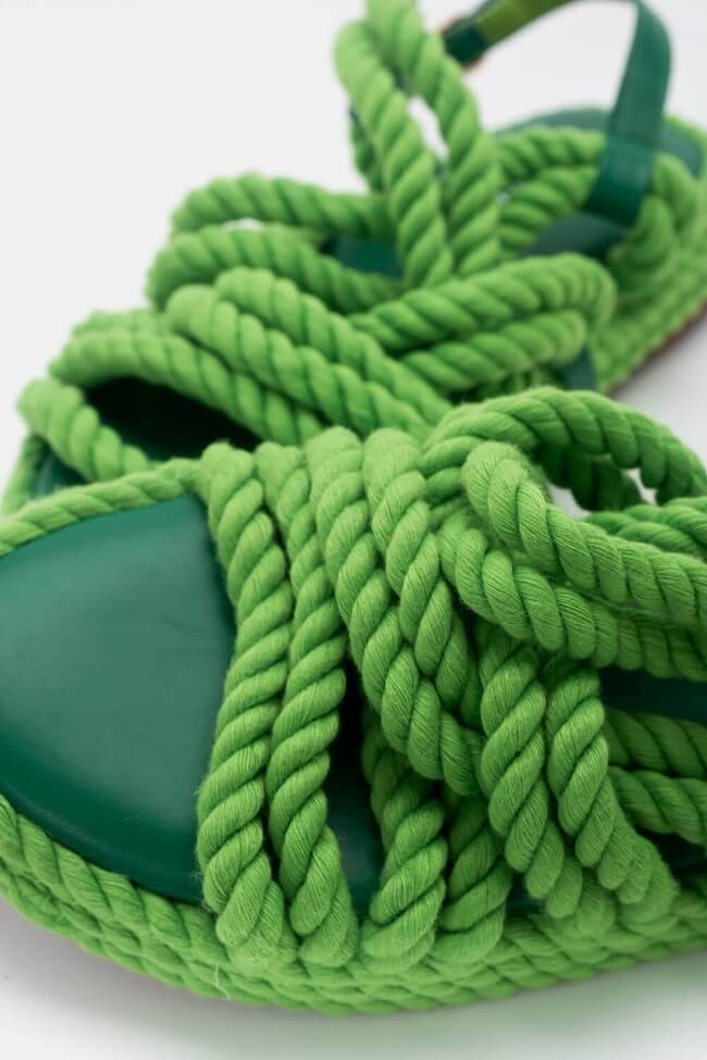 Sandals με σχοινί