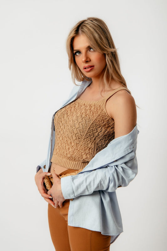 Top cropped κηπούρ